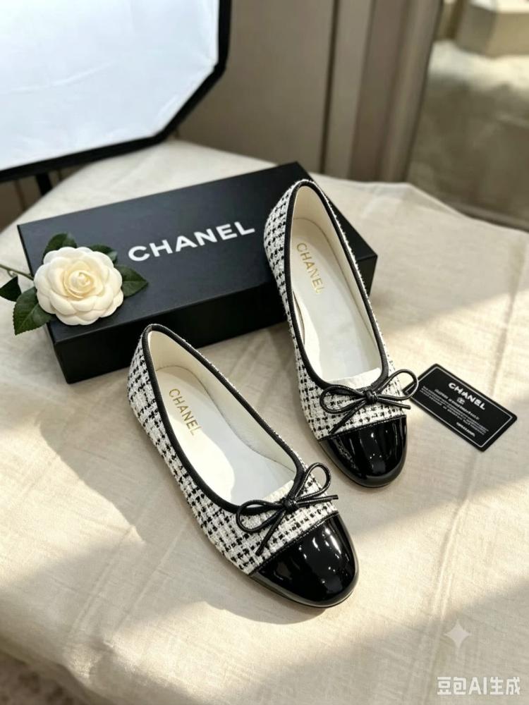 Chanel Tweed Cap Toe Bow Ballet Flat