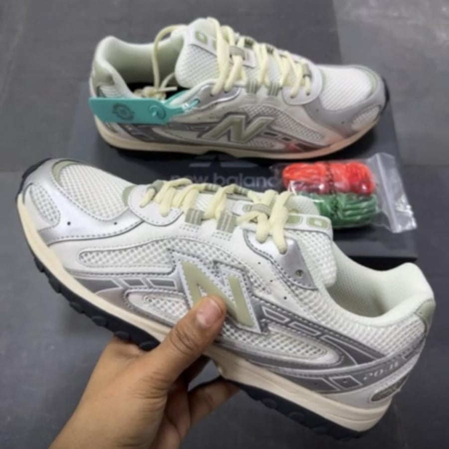 New Balance 204L 'Silver Metallic Sage Green'