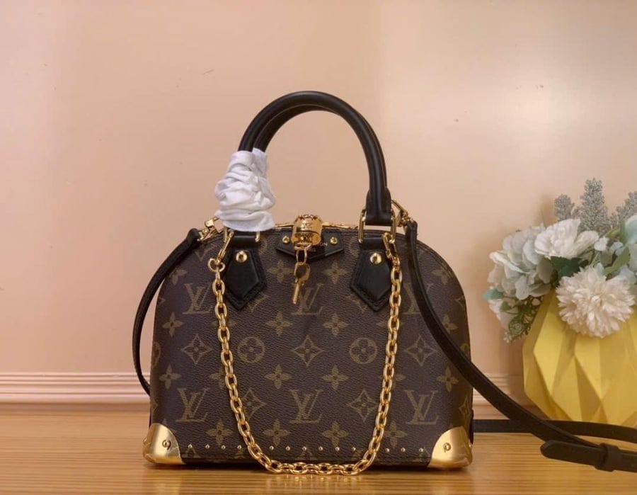 Louis Vuitton Alma BB Chain Monogram 23cm