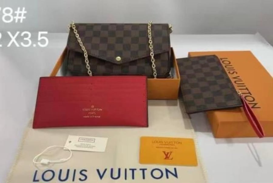 Louis Vuitton Pochette Wallet Set