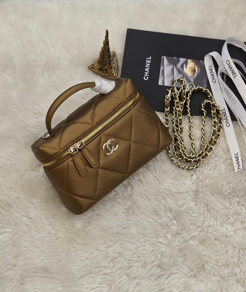 CHANEL Vanity Case With Top Handle