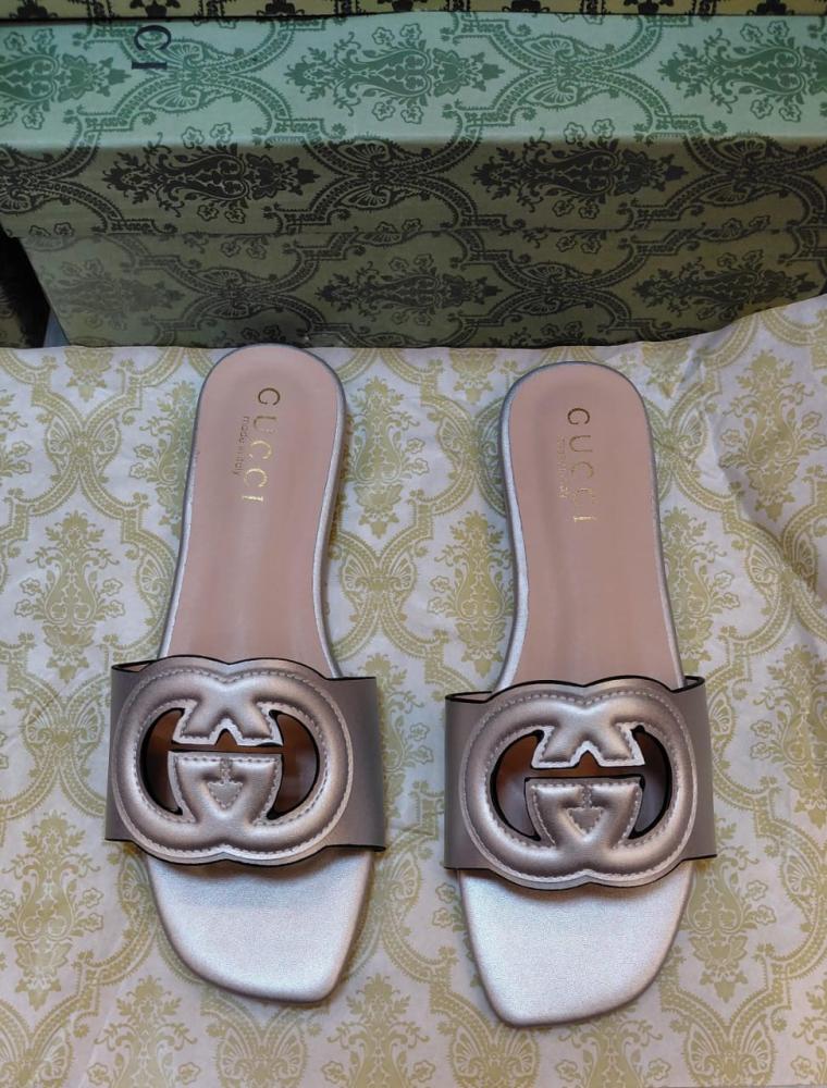Gucci Interlocking G Slide Sandals
