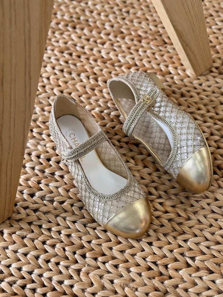 Chanel Gold Cap Toe Lace Ballerina Flats