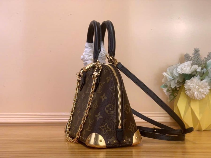 Louis Vuitton Alma BB Chain Monogram 23cm