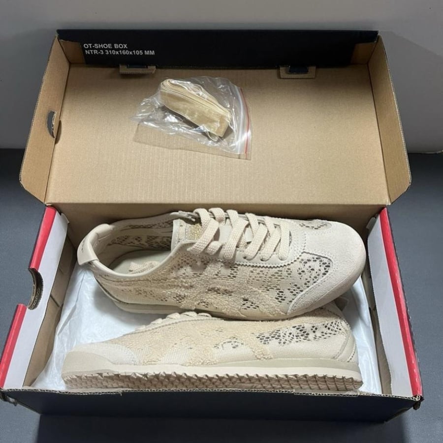 ONITSUKA TIGER MEXICO 66 BIRCH