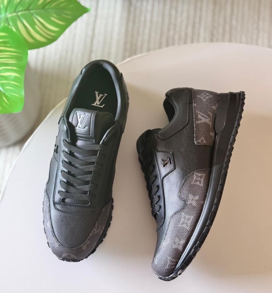Louis Vuitton LV Trainer Sneakers