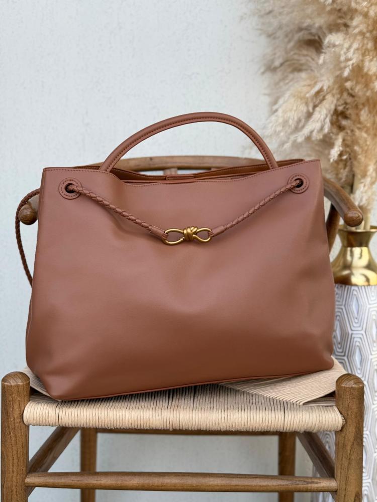 BOTTEGA VENETA LARGE SMOOTH KNOT TOTE BAG