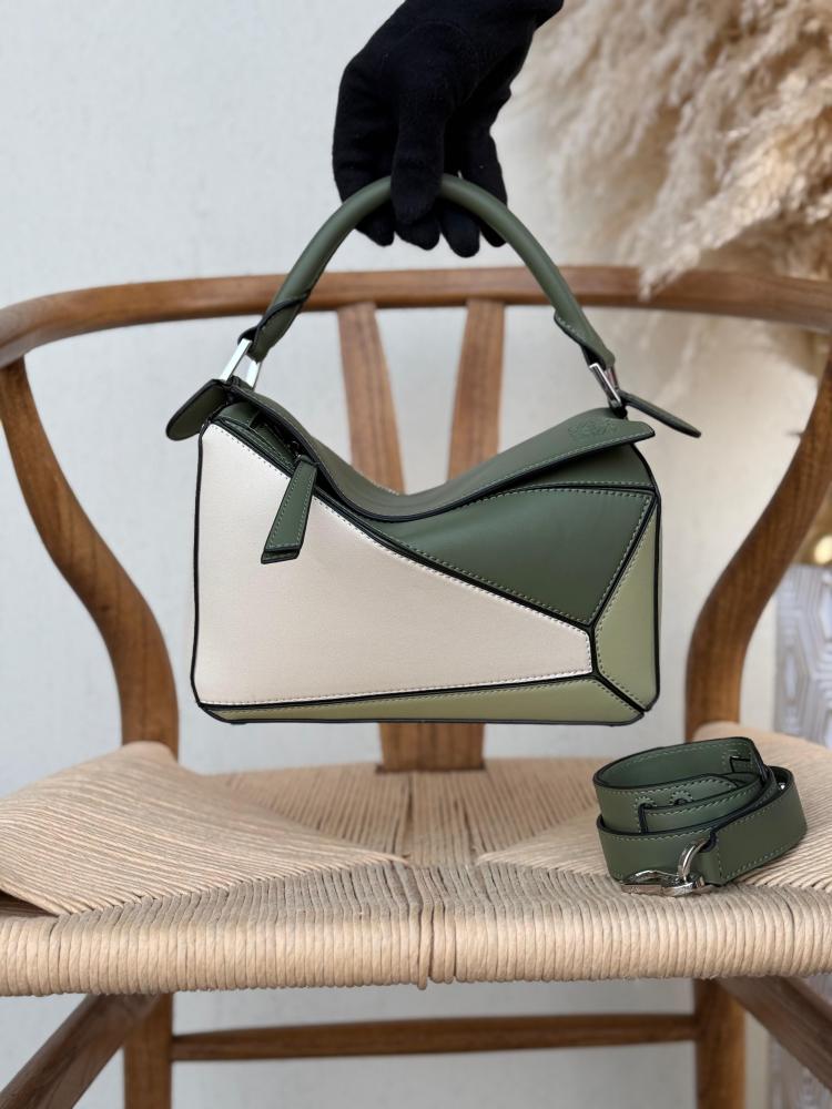 Loewe Puzzle Bag Green Beige