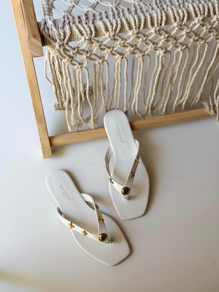 Louis Vuitton LV Charm Thong Flat
