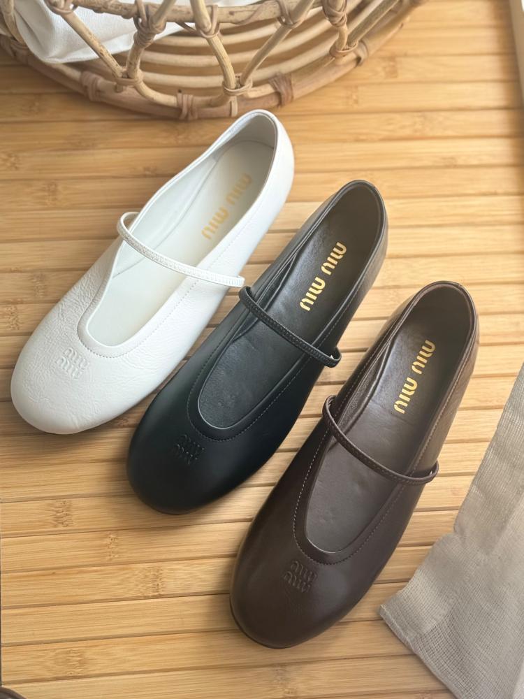 Miu Miu Elastic Slingback Ballet Flat