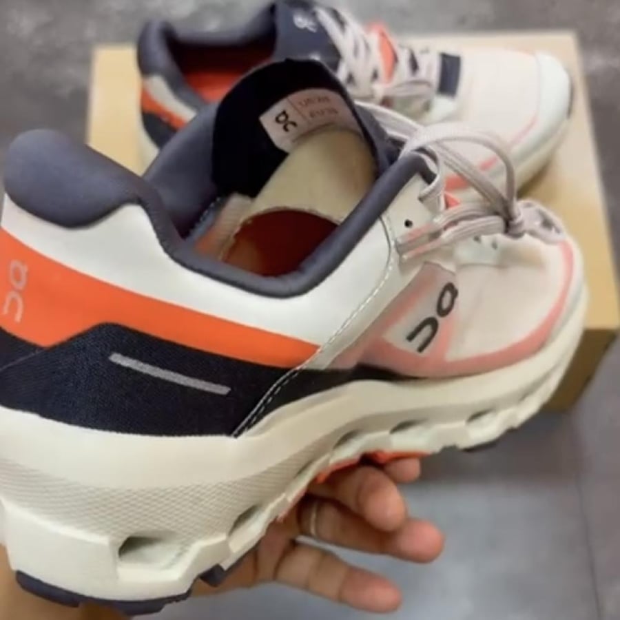 On Running Cloudvista 2 WMNS "Ice Flame