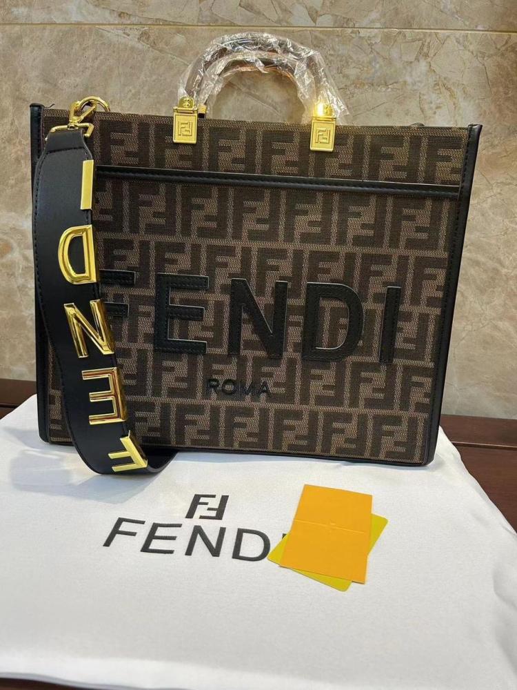 Fendi Roma Tote Bag 36cm