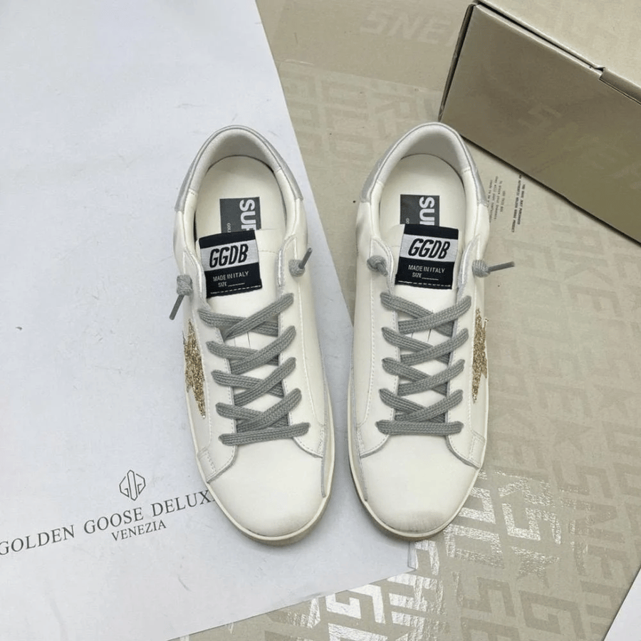 Golden goose Superstar distressed lace-up sneakers