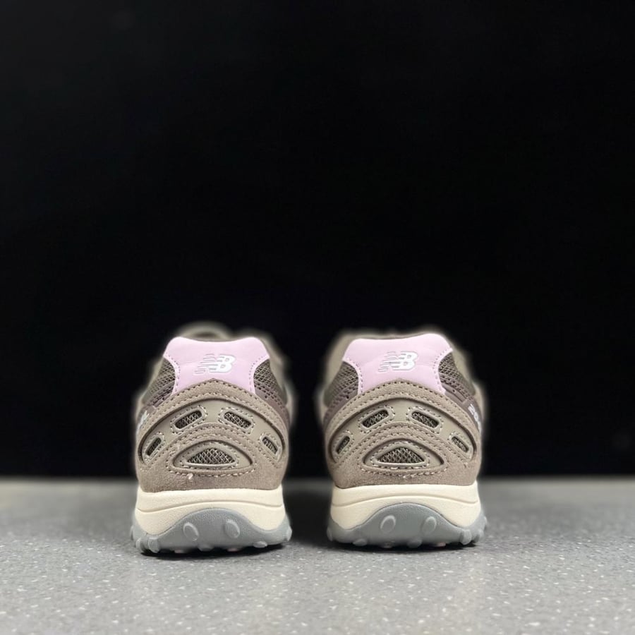 New Balance 204L 'Cortado'