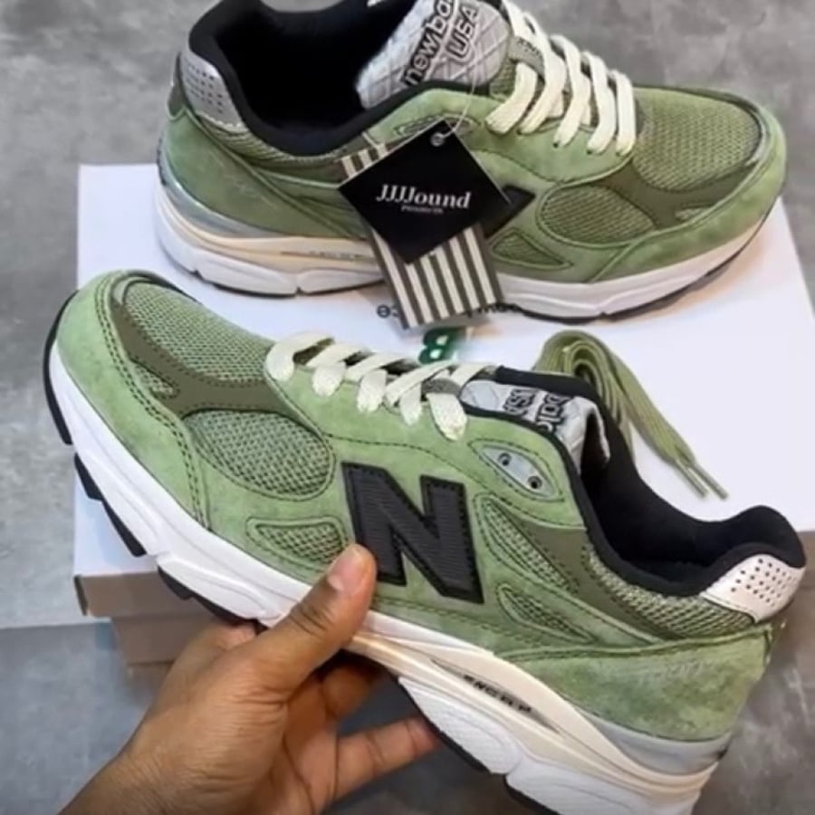 New Balance 990 V3 low