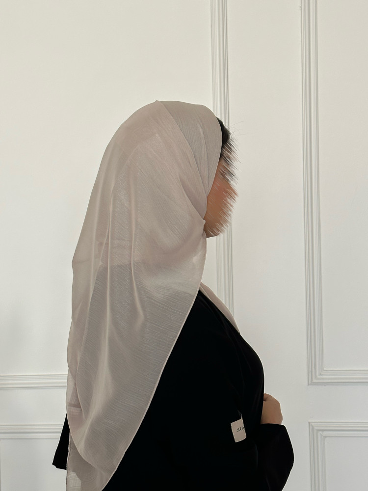 طرحة لماعة بعدة ألوان