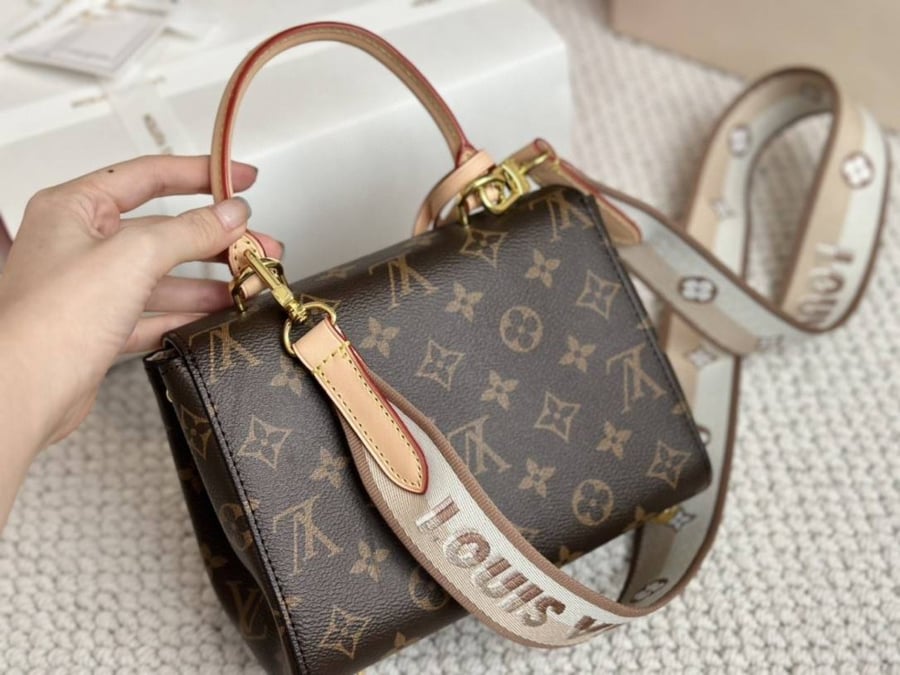 LV