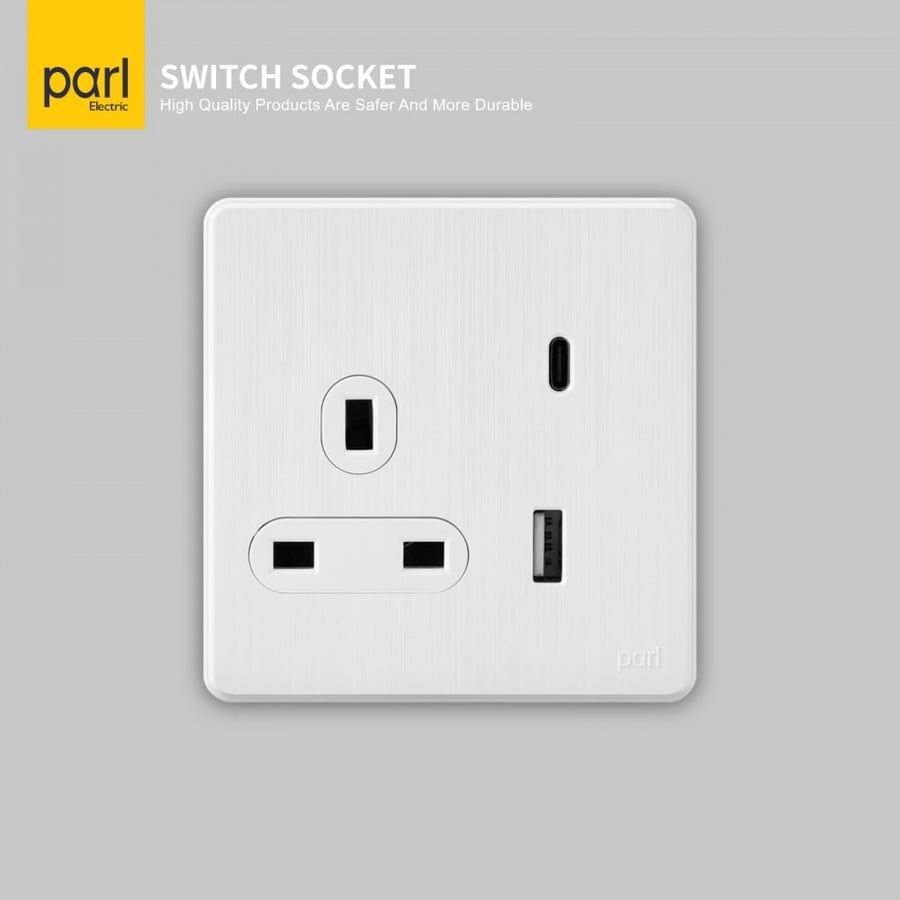 فيش مفرد بمنفذين شاحن USB و MZ Type C