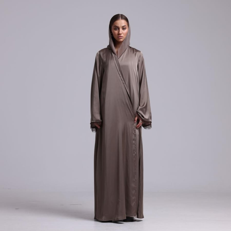 عباية أو دانتيل