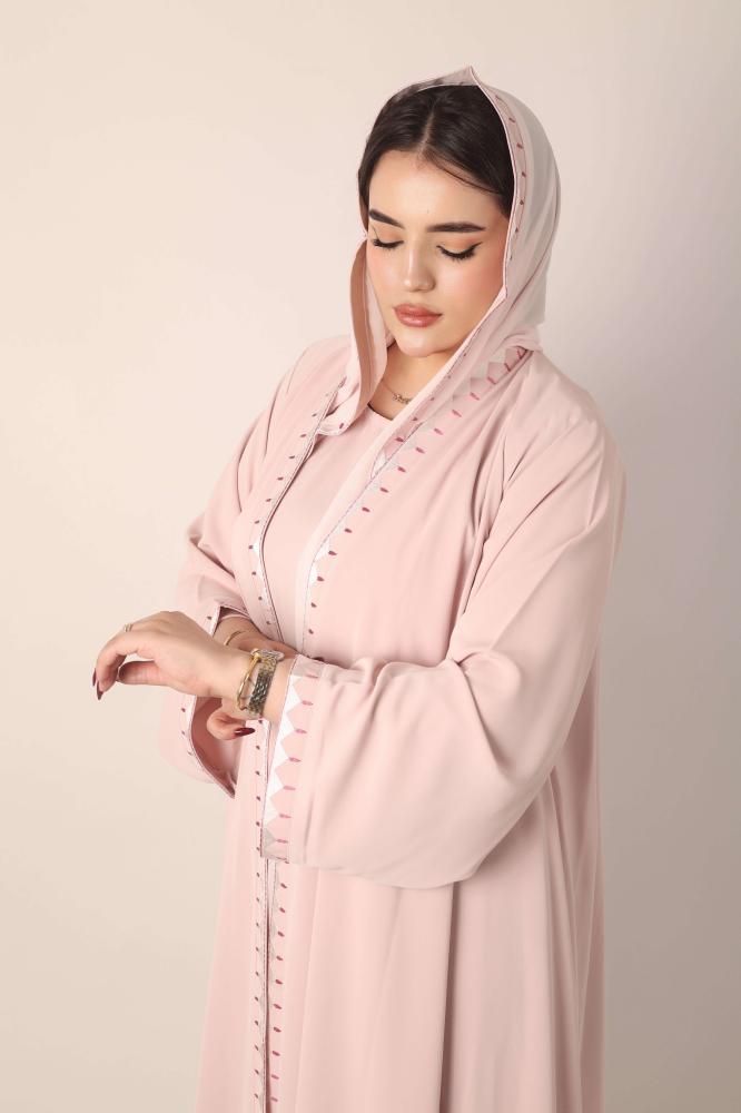 عباية دبل كلوش مع فستان 09