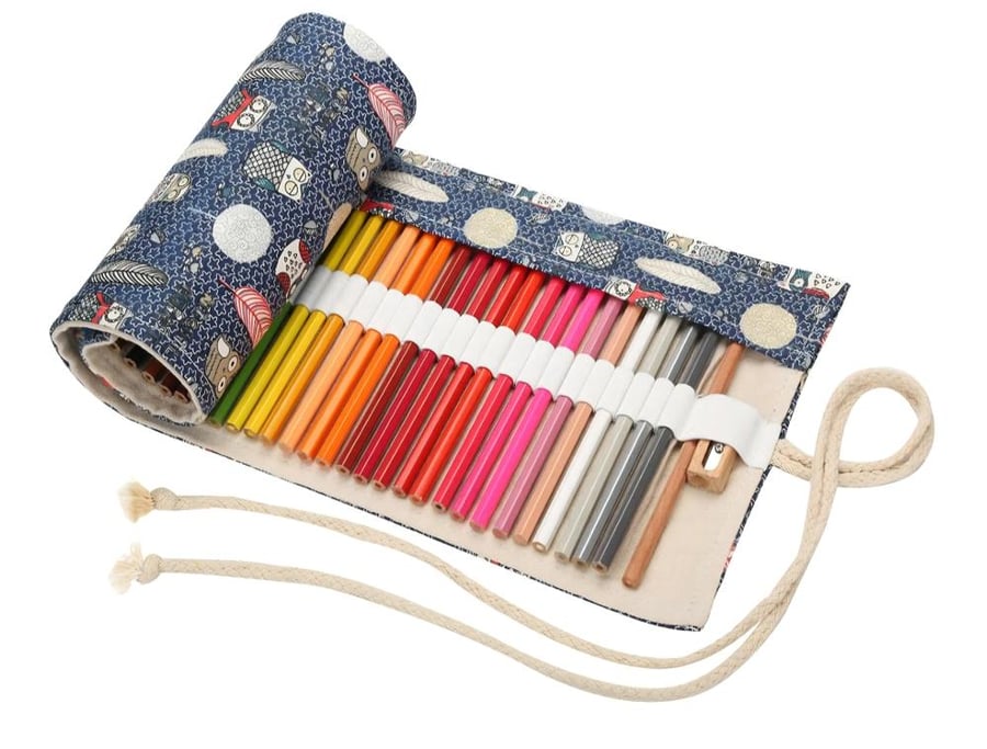هذه حافظة أقلام قماشية قابلة للطي Roll up pencil case بتصميم نقوش ال