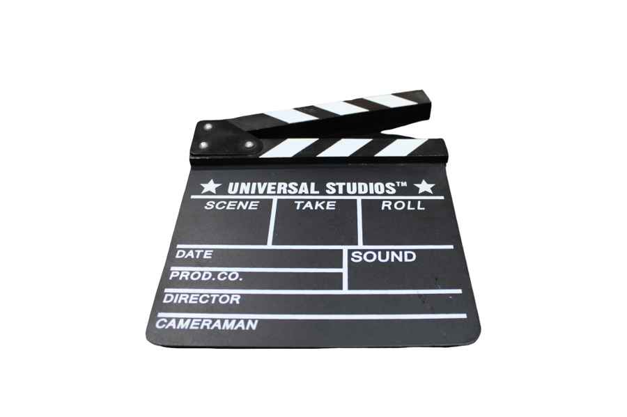 لوح كلاكيت سينمائي (Clapperboard) يحمل شعار Universal Studios