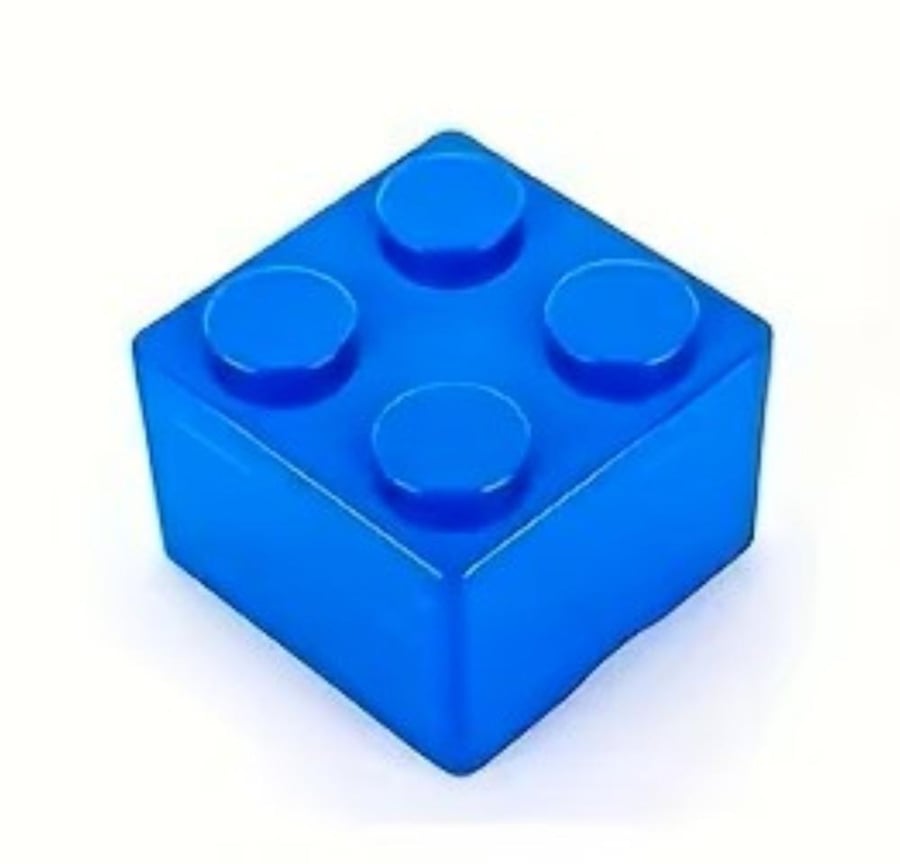 هذا المنتج عبارة عن صندوق تخزين بتصميم مكعب ليجو LEGO Storage Brick