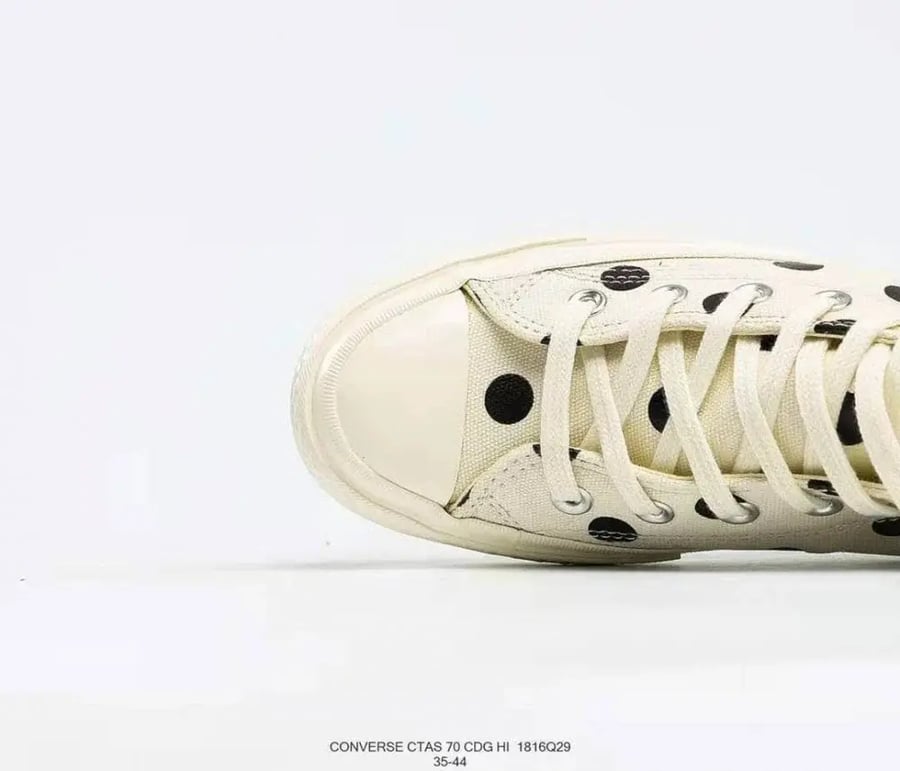 COMME des GARÇONS PLAY x Converse Chuck Taylor 1970