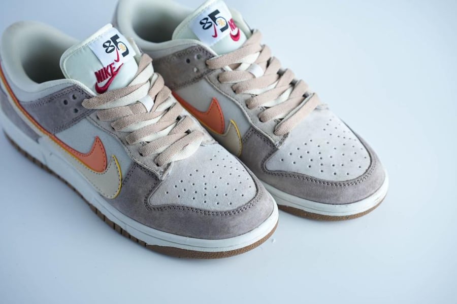 حذاء Nike SB Dunk مكس ألوان بتصميم شبابي عصري وخفيف