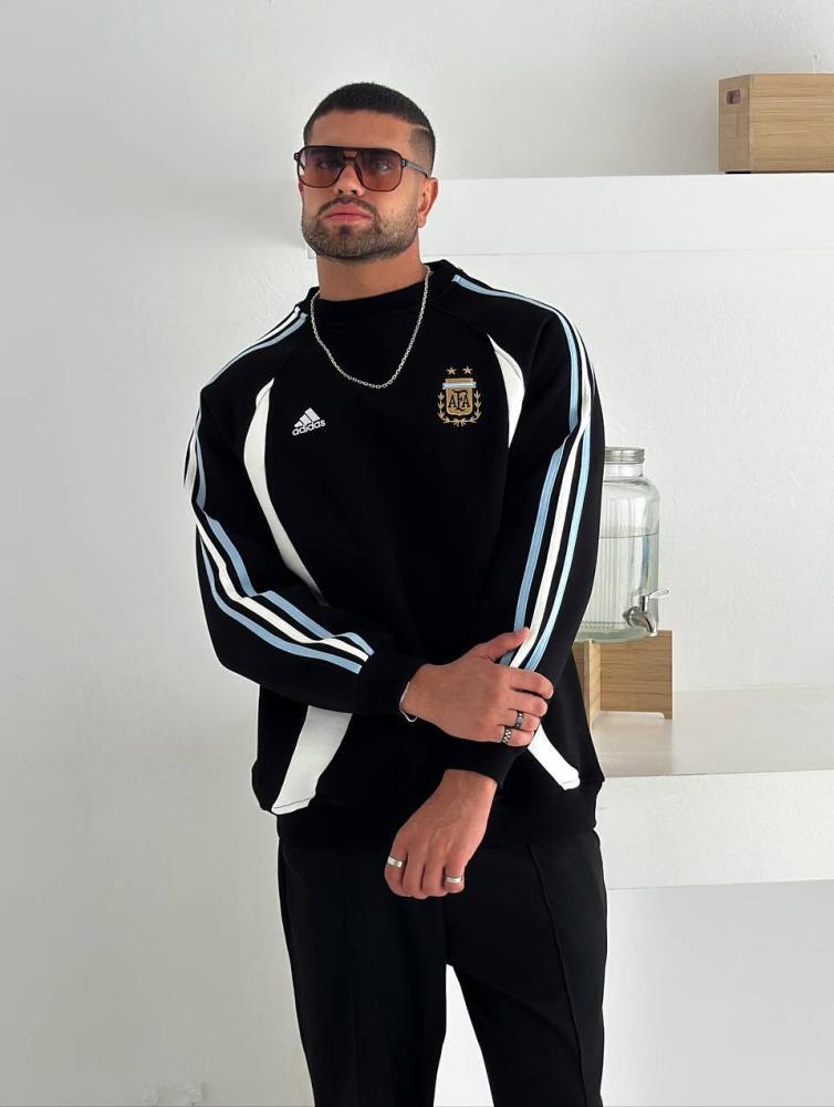 سويتر الأرجنتين الأسود الفخم من متجر زافيو