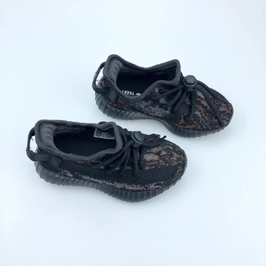 Yeezy Boost 350 V2 “MX Rock Kids اطفال