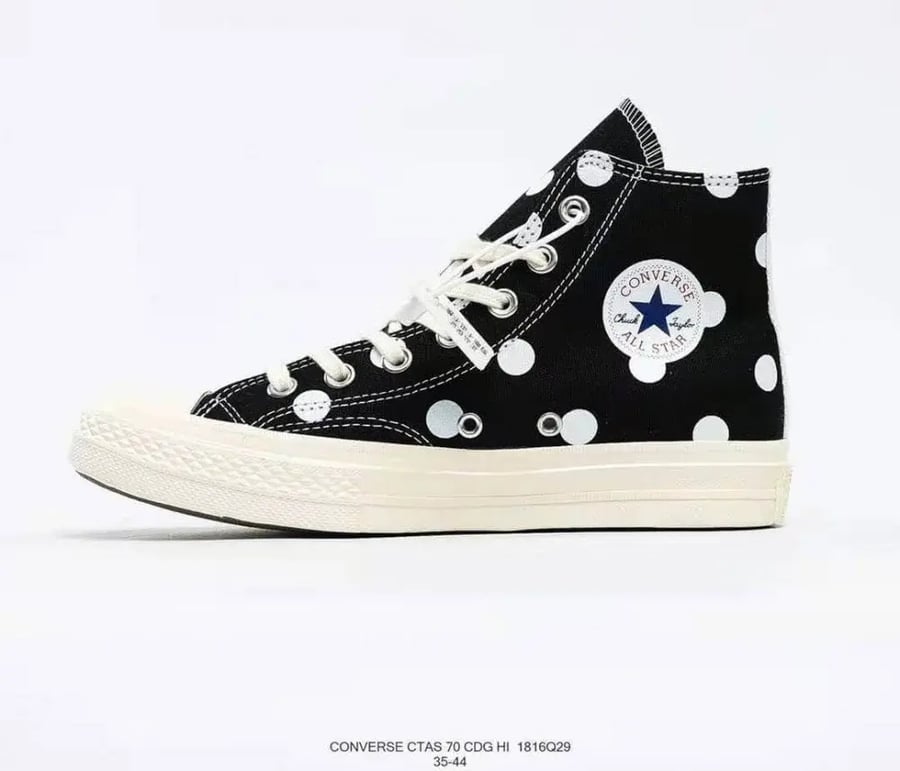 COMME des GARÇONS PLAY x Converse Chuck Taylor 1970