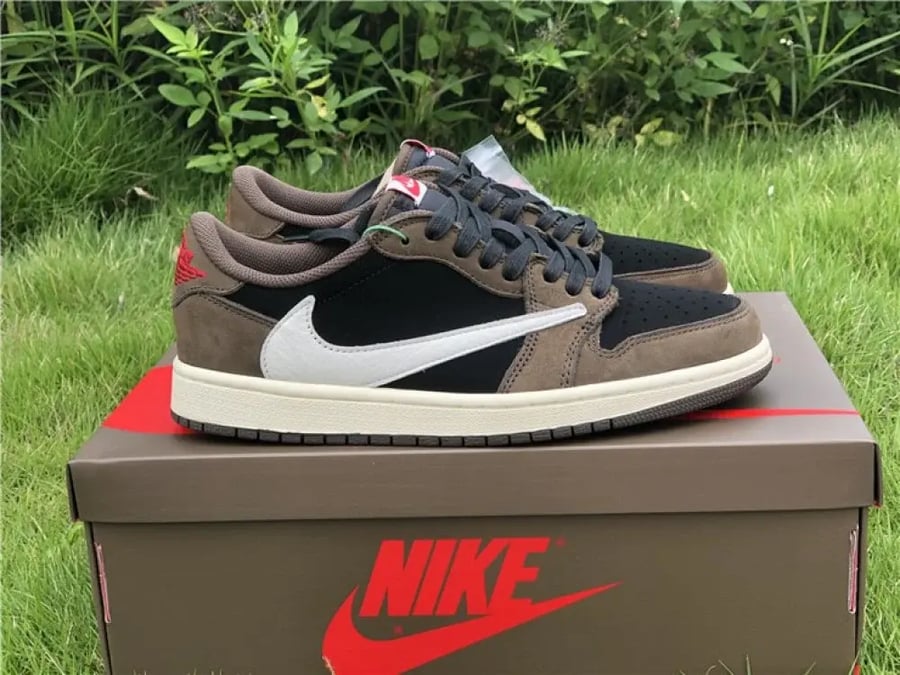 Air Jordan 1 Low "Travis Scott"