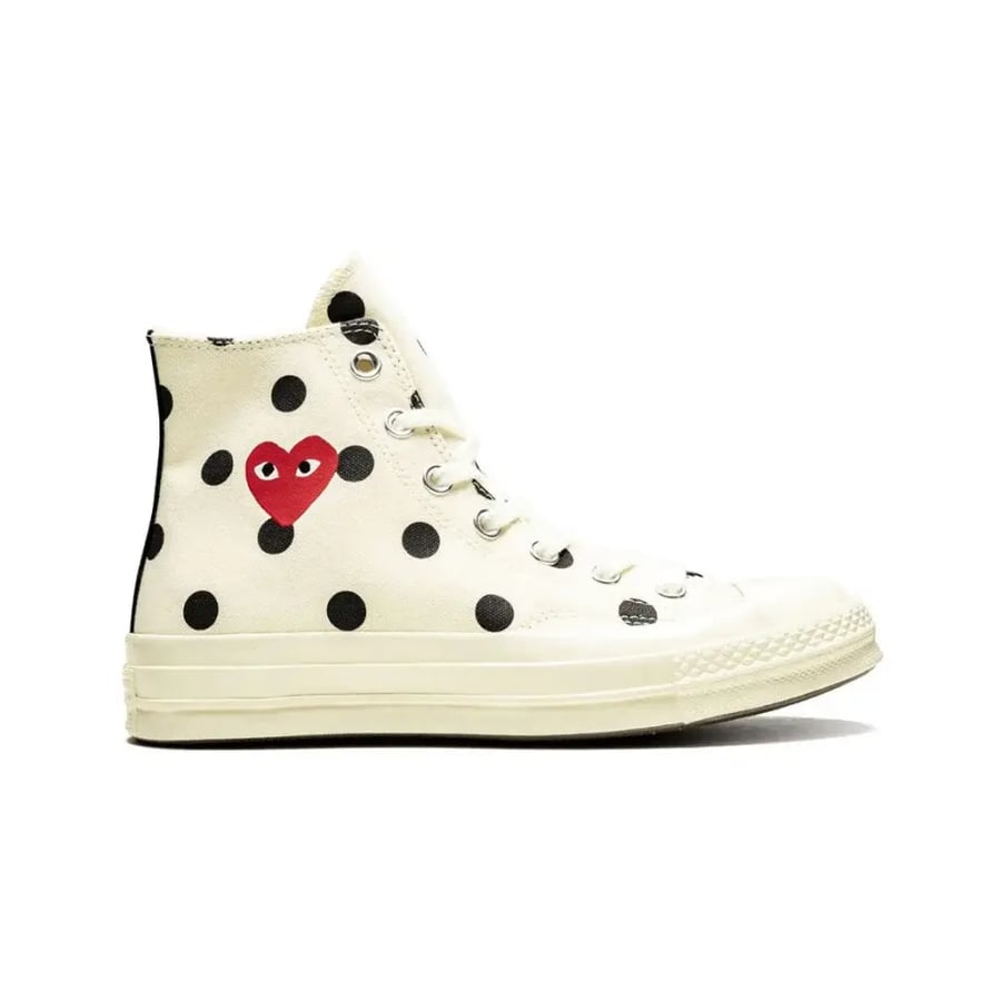 COMME des GARÇONS PLAY x Converse Chuck Taylor 1970