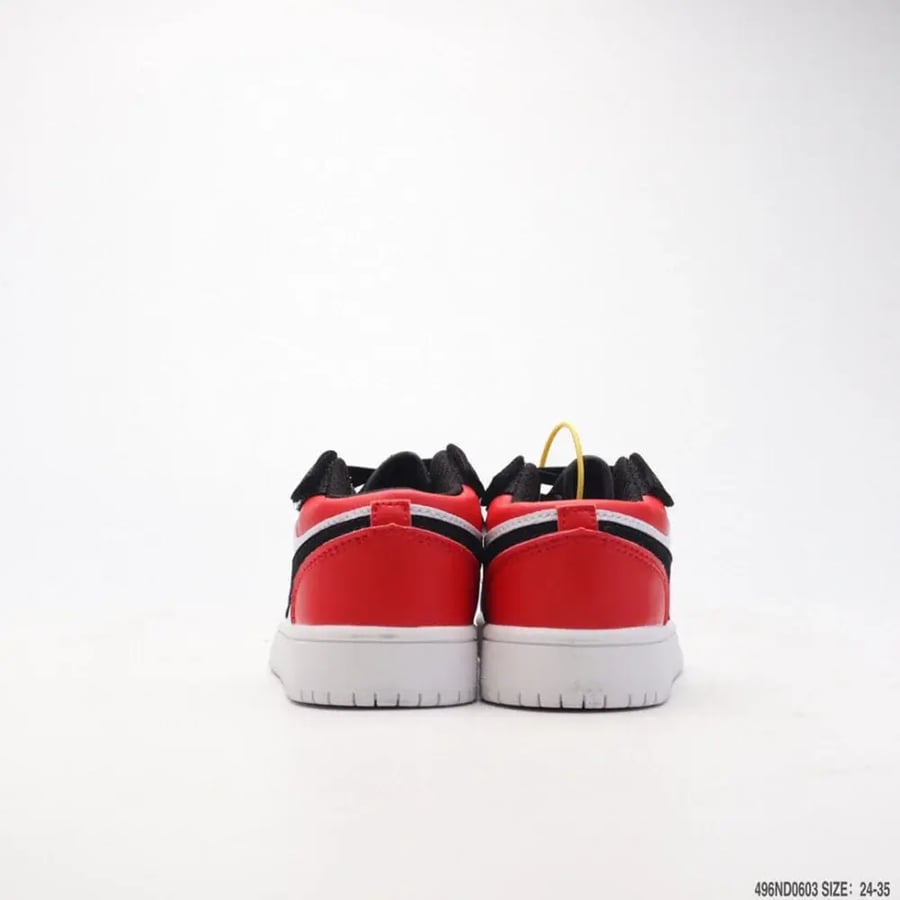 Nike Jordan 1 اطفال
