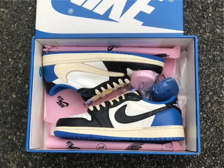 Air Jordan 1 Low SP "Travis Scott x Fragment"