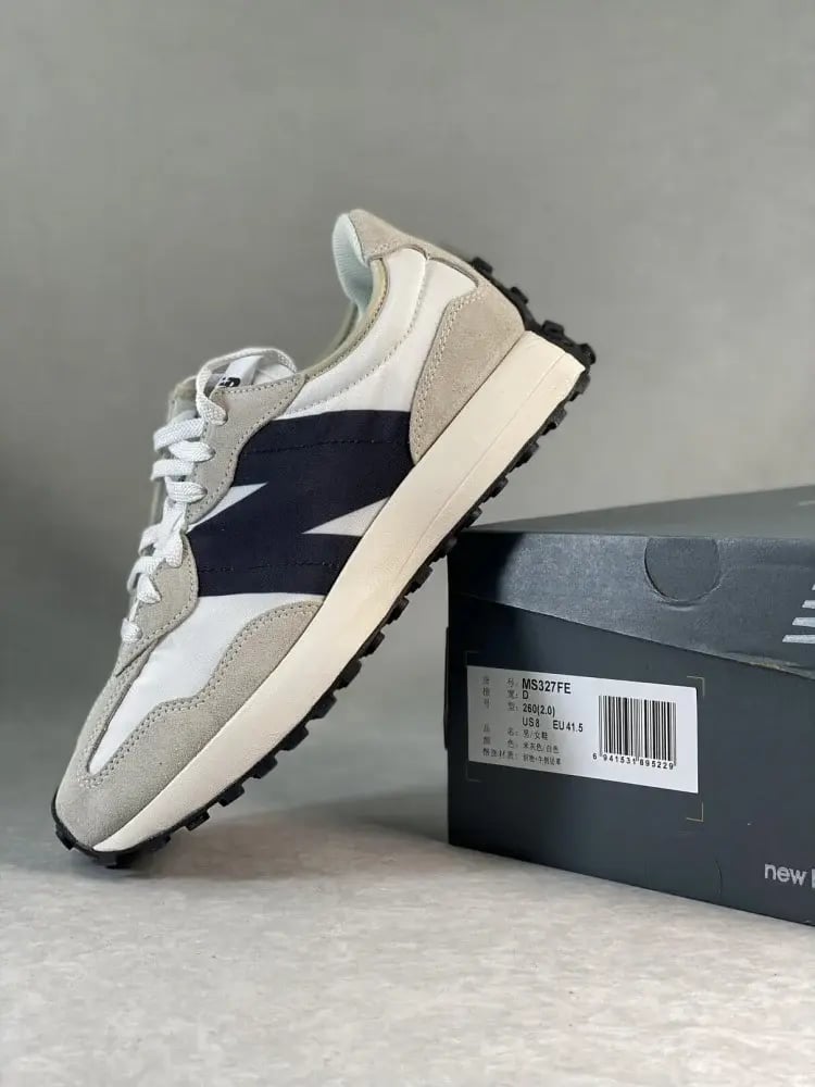 New Balance 327 Sea Salt | نيو بالانس 327 بيج اسود