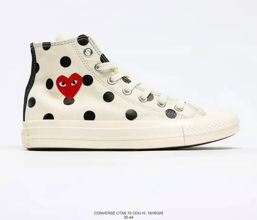 COMME des GARÇONS PLAY x Converse Chuck Taylor 1970