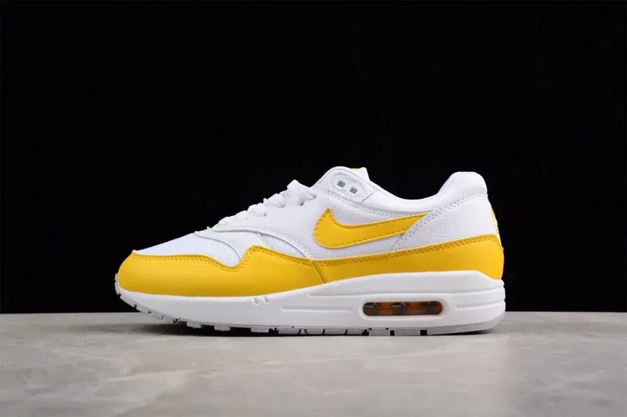 AIR MAX 1 WMNS "Tour Yellow"