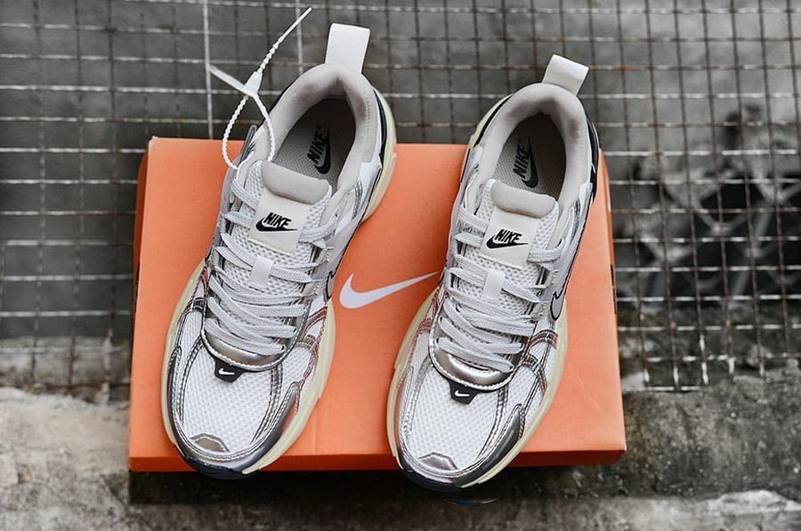Nike Zoom Vomero 5 للراحة القصوى