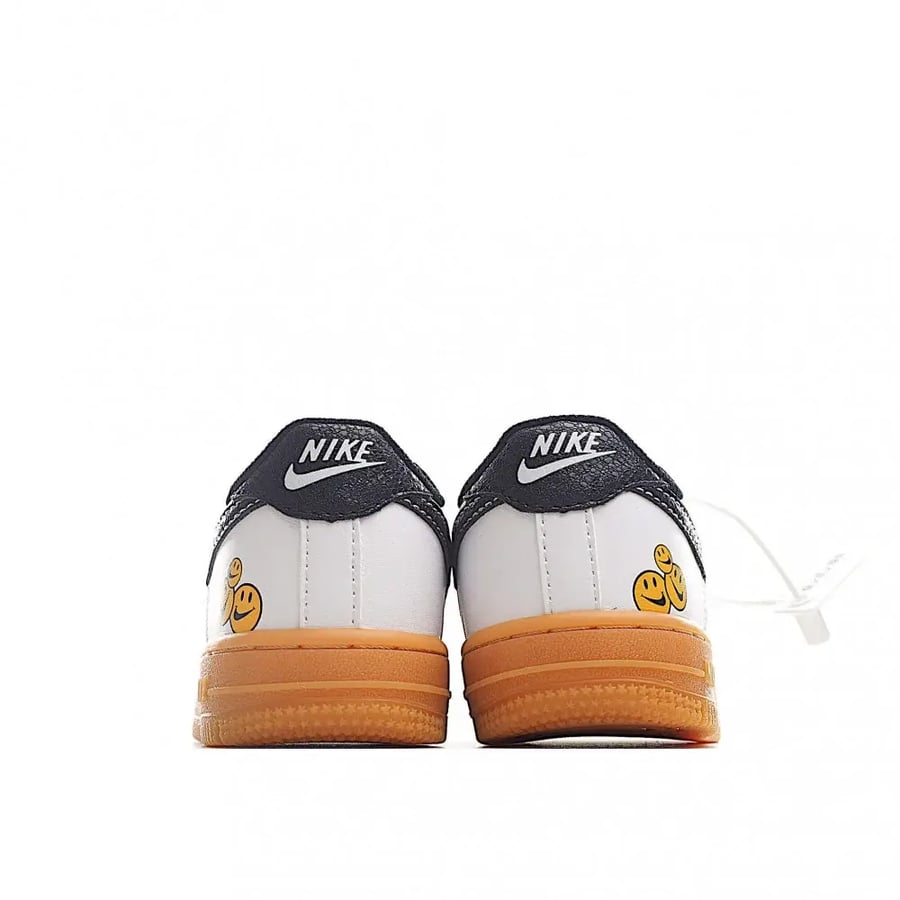 Nike حذاء رياضي اطفال
