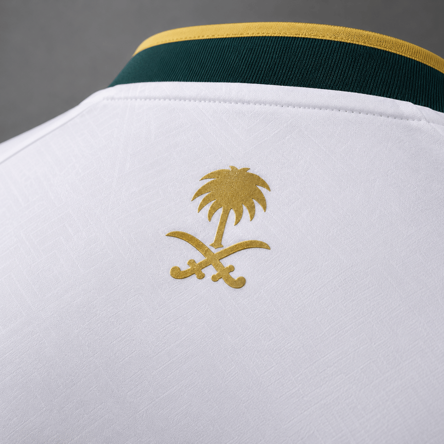طقم المنتخب السعودي الاحتياطي 25-26