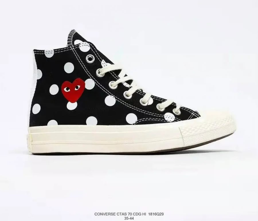 COMME des GARÇONS PLAY x Converse Chuck Taylor 1970