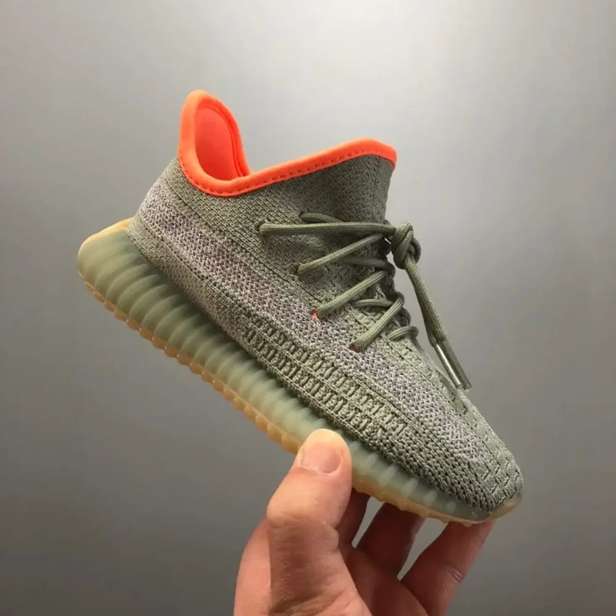 Yeezy Boost 350 V2 Kids اطفال