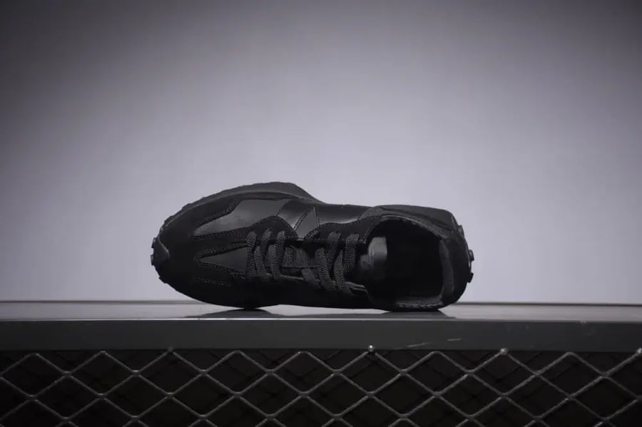 New Balance 327 'Black'