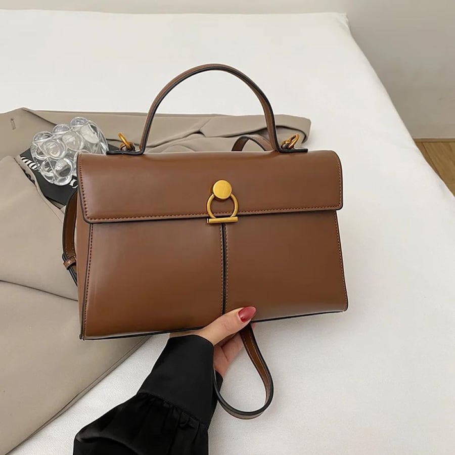 حقيبة نسائية صغيرة مربعة الشك