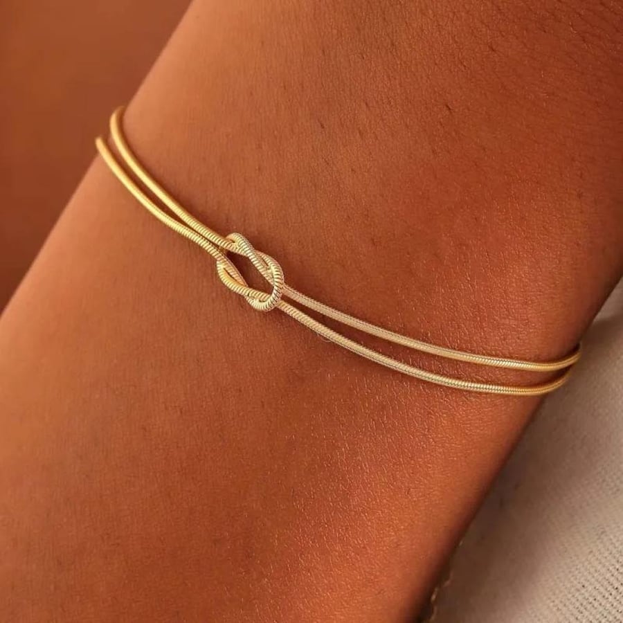 اساور