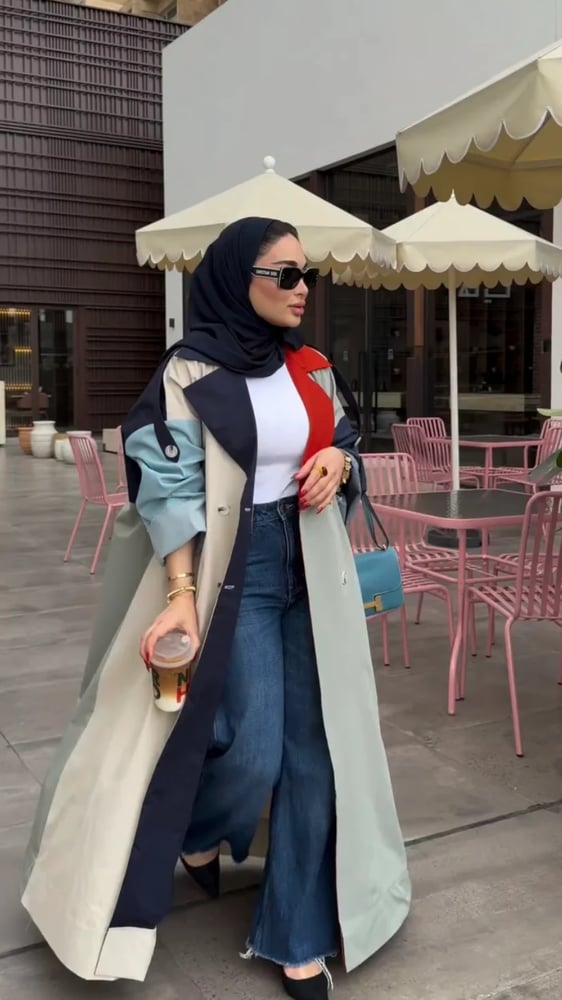 عباية ترنش بألوان مميزة