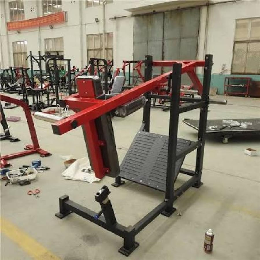 Plate Loaded Squat Machine