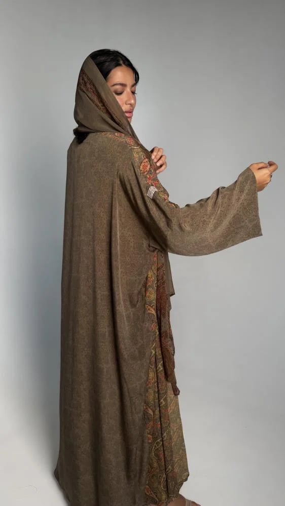 عباية رهيد كلاسيك :(حرير)